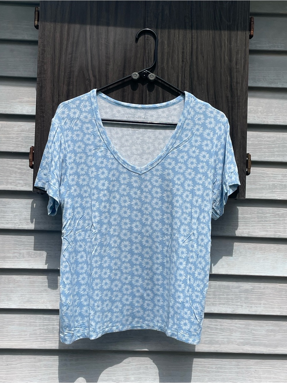 American Eagle SS Blue/White Floral XS